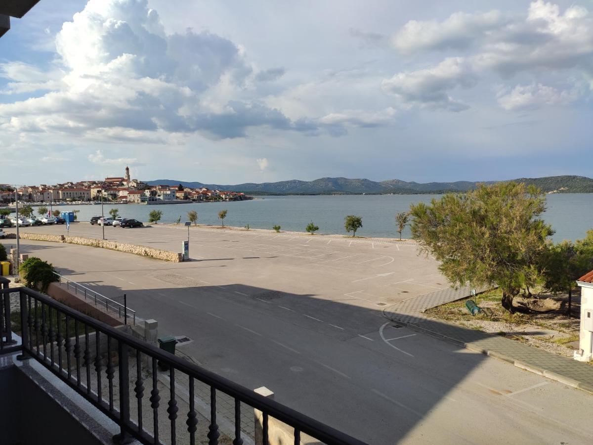Apartmani Sara 2 Betina  Zewnętrze zdjęcie