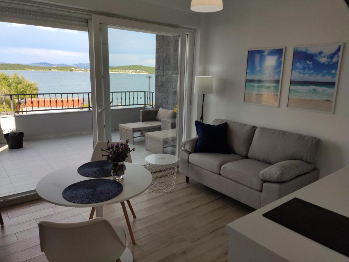 Apartmani Sara 2 Betina  Zewnętrze zdjęcie