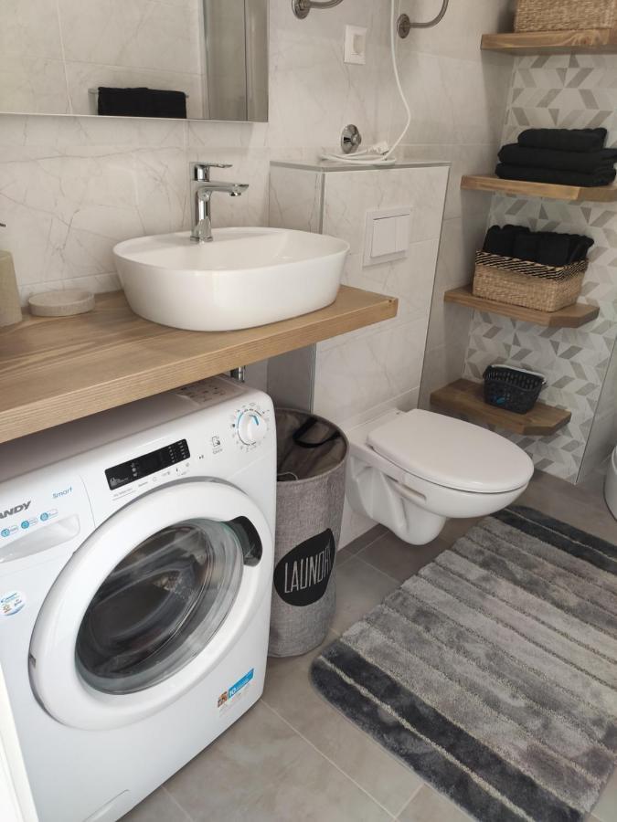Apartmani Sara 2 Betina  Zewnętrze zdjęcie