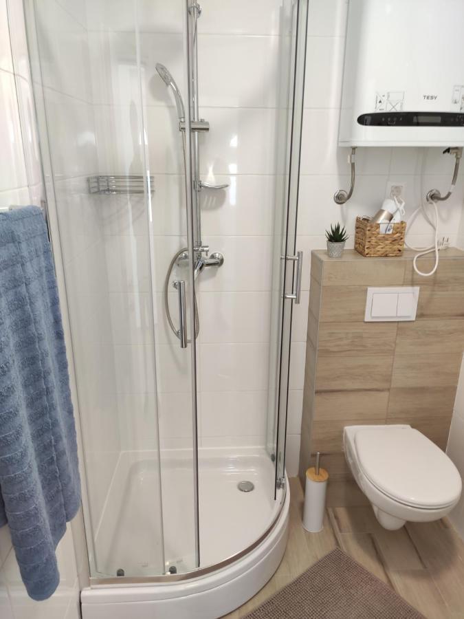 Apartmani Sara 2 Betina  Zewnętrze zdjęcie
